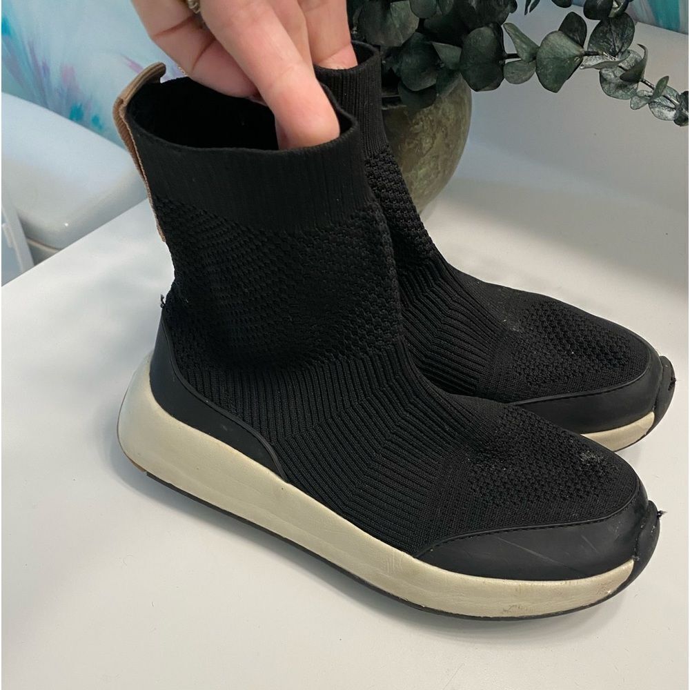 Zara Elastic Zip Up Sneaker Boots Size 35
